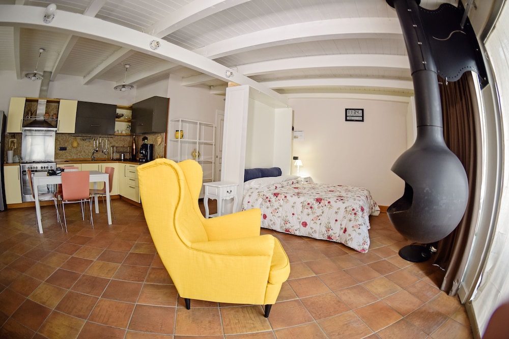 Panoramic Quadruple Room photo 3