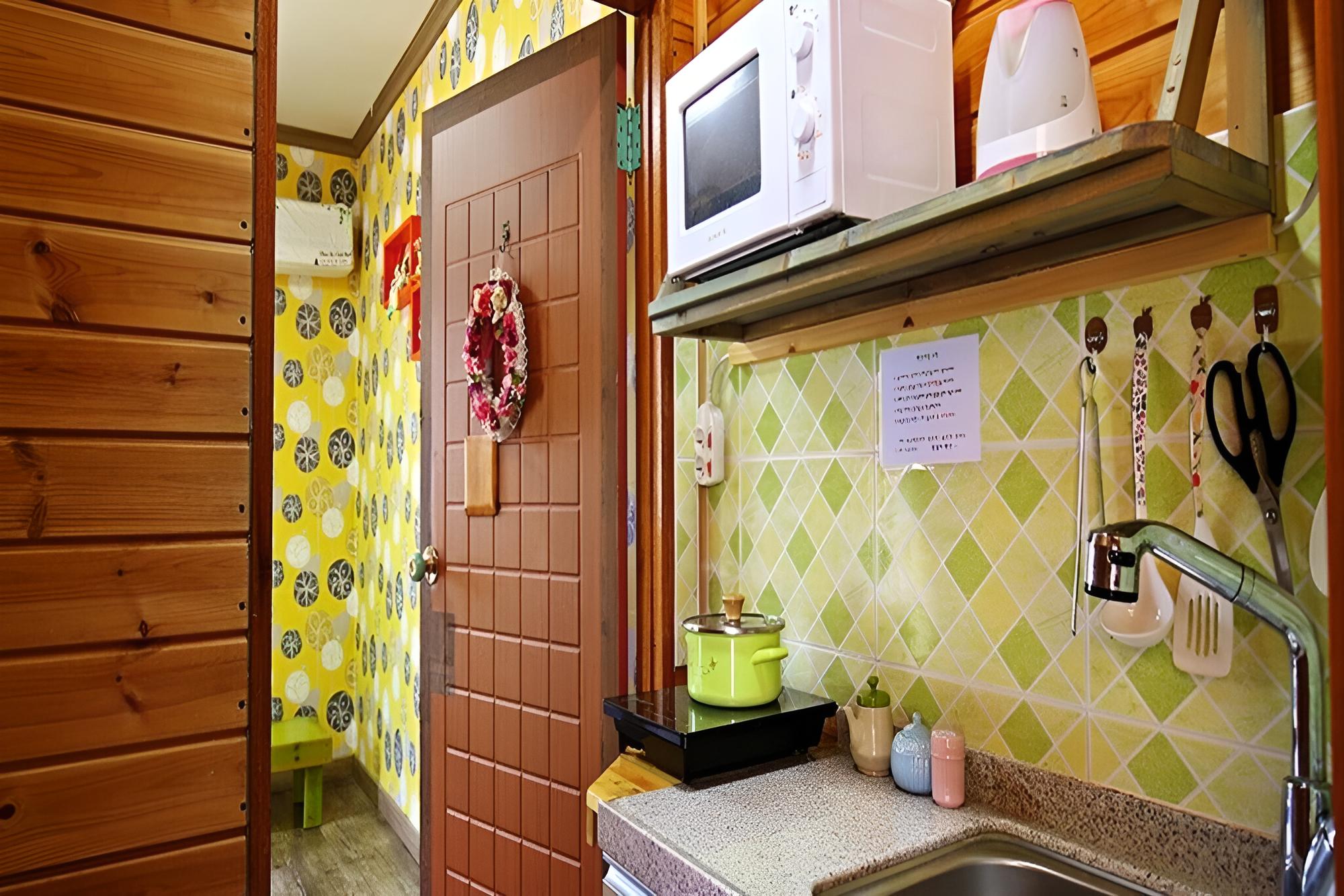 Room (Room 203) photo 2