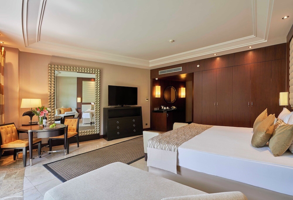 Superior Room, Garden View (2 adults and 2 children) photo 2