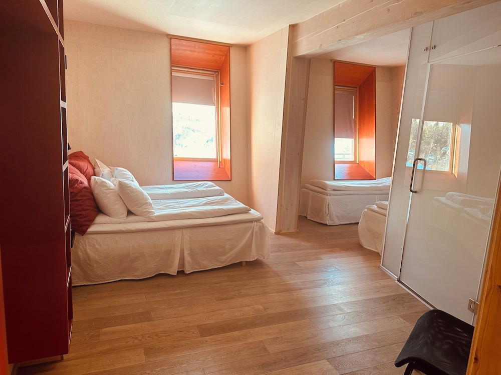 Family Quadruple Room, Multiple Beds, Private Bathroom, Sea Facing photo 1