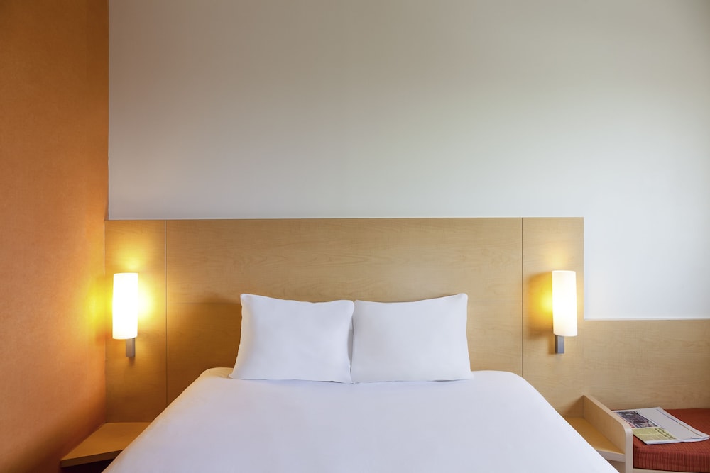 Standard Double Room, 2 Double Beds - Photo 3
