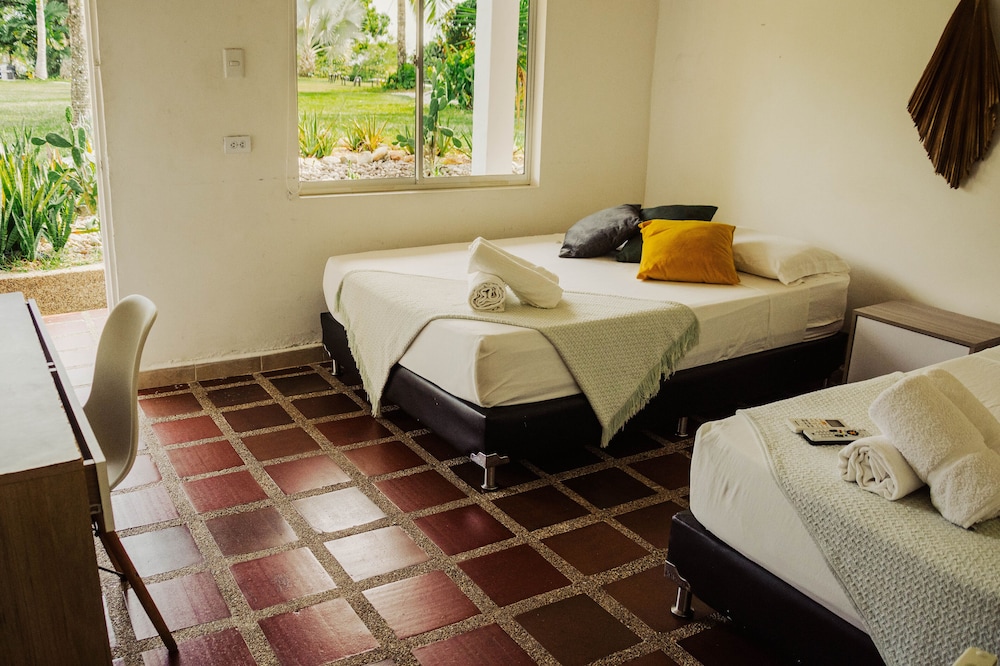 Standard Quadruple Room photo 3
