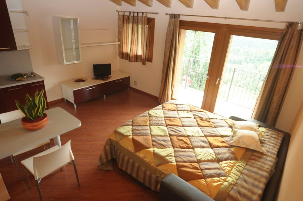 Quadruple Room, City View