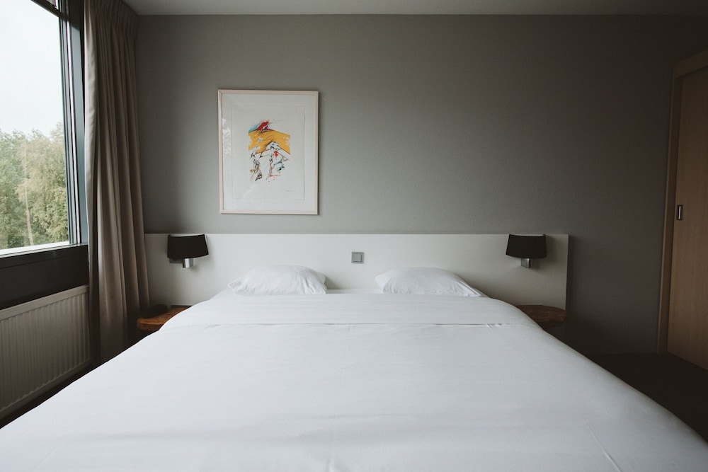 Signature Room photo 2