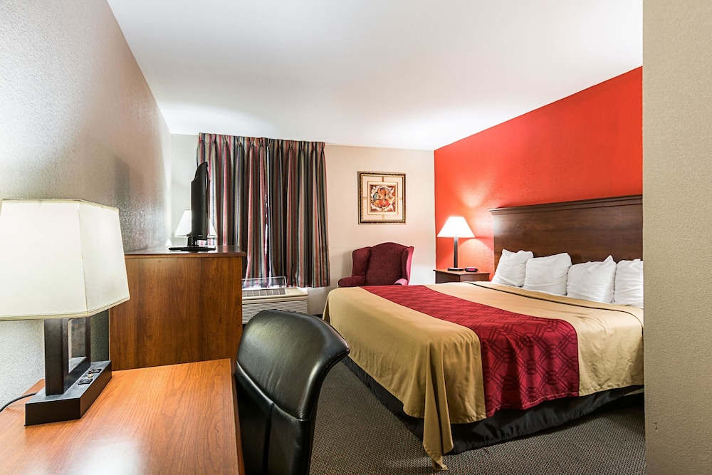 Room, 1 King Bed, Accessible, Non Smoking - Photo 2