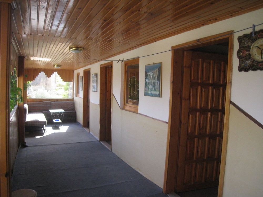 Triple Cave Room photo 3