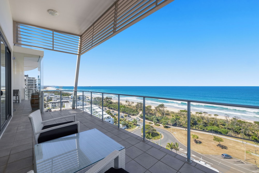 1 Bedroom Penthouse with Ocean Views photo 2