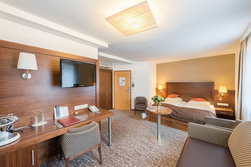 Superior Single Room (including parking garage) photo 3