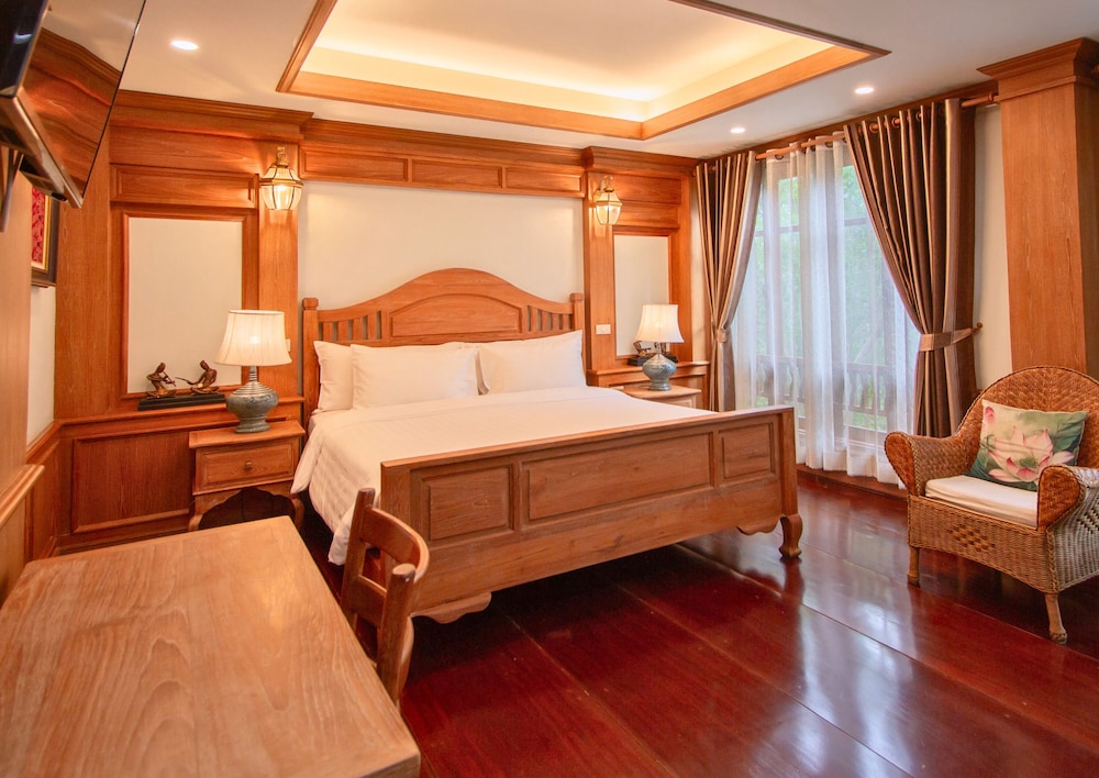 Deluxe Double Room - Photo 8