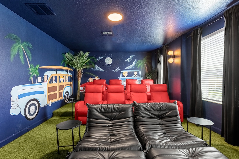 Upstay - Lakeview Mansion w Pool Spa and Cinema, Kuva 13