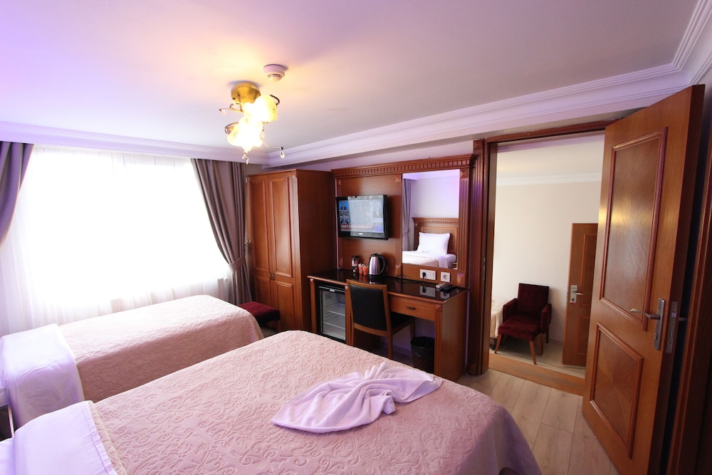 Deluxe Quadruple Room photo 1
