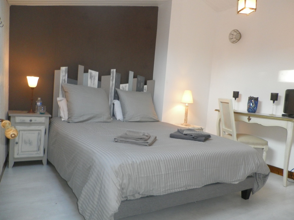 Comfort Suite, Private Bathroom (Siffait) photo 1