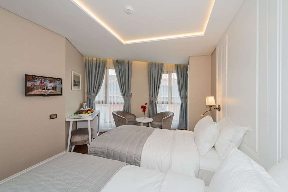 Deluxe Double Room photo 2