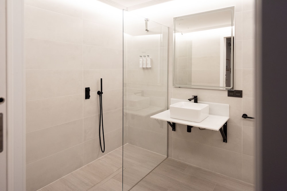 Luxury Suite, 1 Bedroom, City View - Photo 5