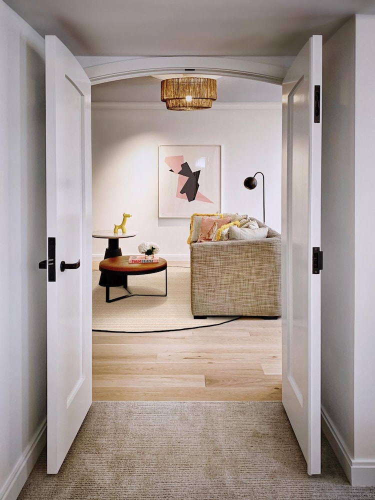Luxury Penthouse, 2 Bedrooms photo 2