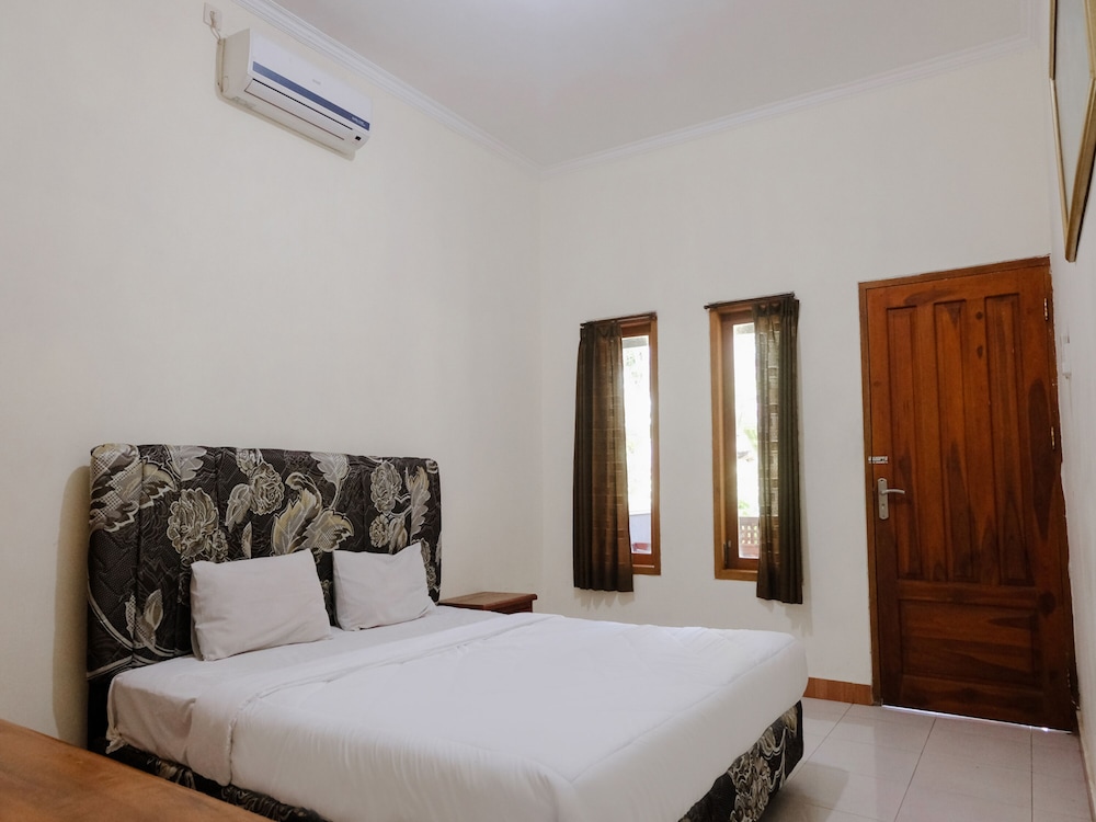 Standard Double Room - Photo 12