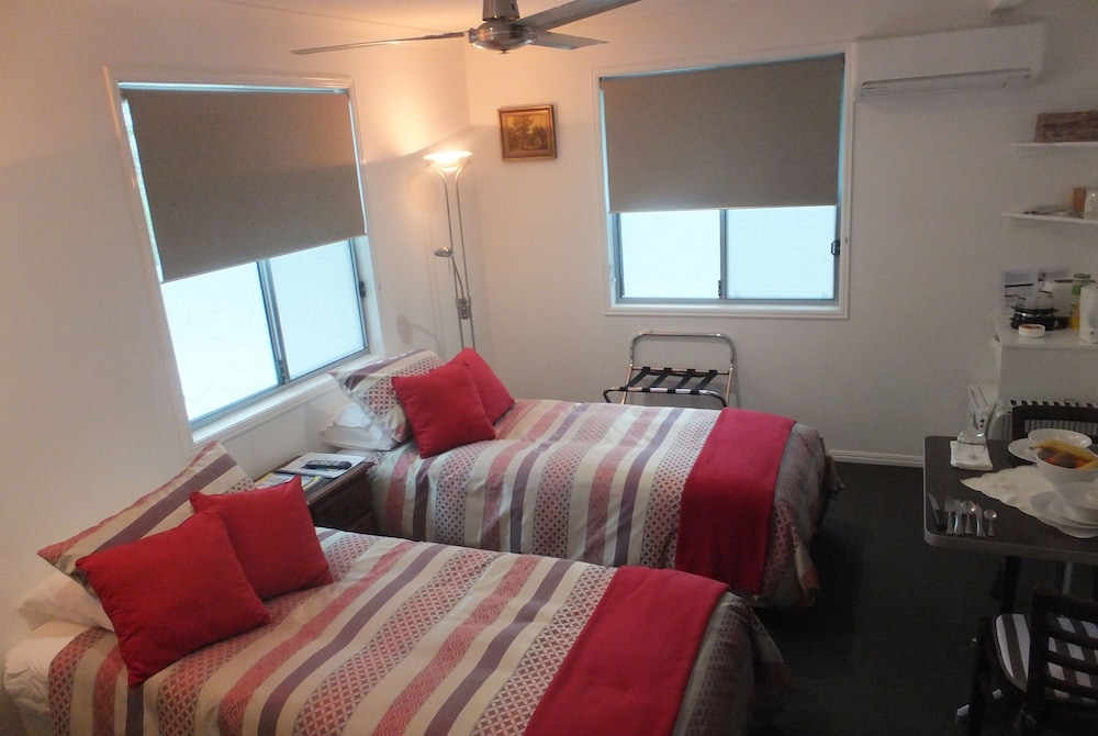 Double or Twin Room, 1 Bedroom (Padstow - King Room with Ensuite) photo 3