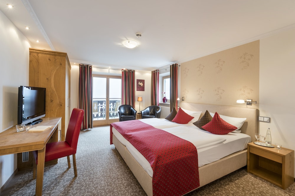 Deluxe Double Room, 1 Double Bed - Photo 3