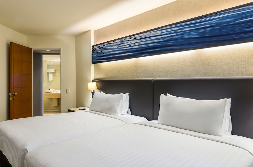 Grand Deluxe 2-Bedroom Twin photo 2