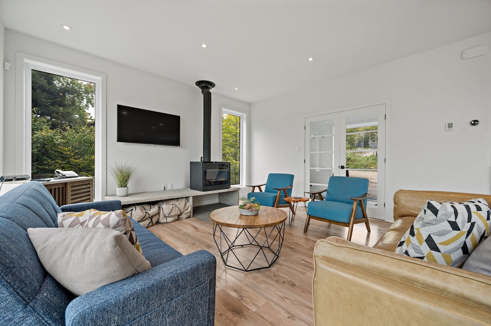 Deluxe Chalet photo 2