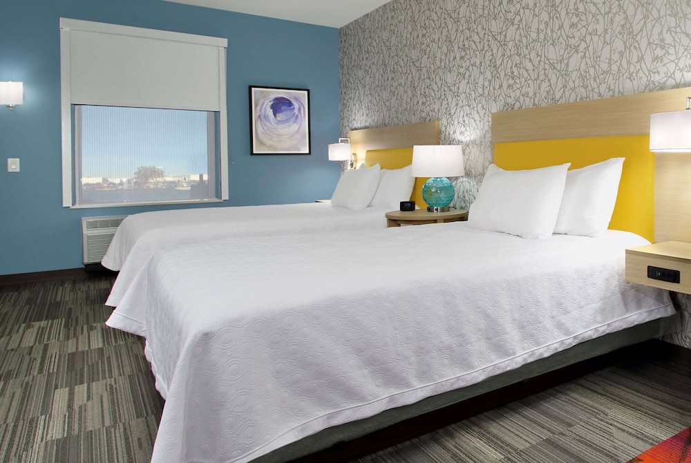 Room, 2 Queen Beds, Accessible, Non Smoking - Photo 1