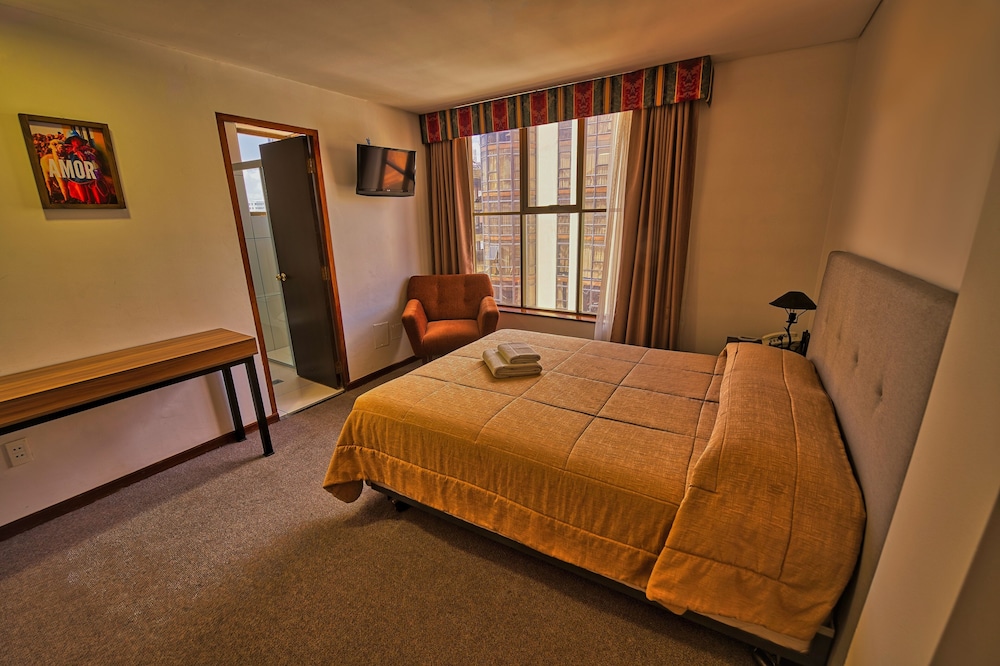 Double Room, 1 Queen Bed photo 1