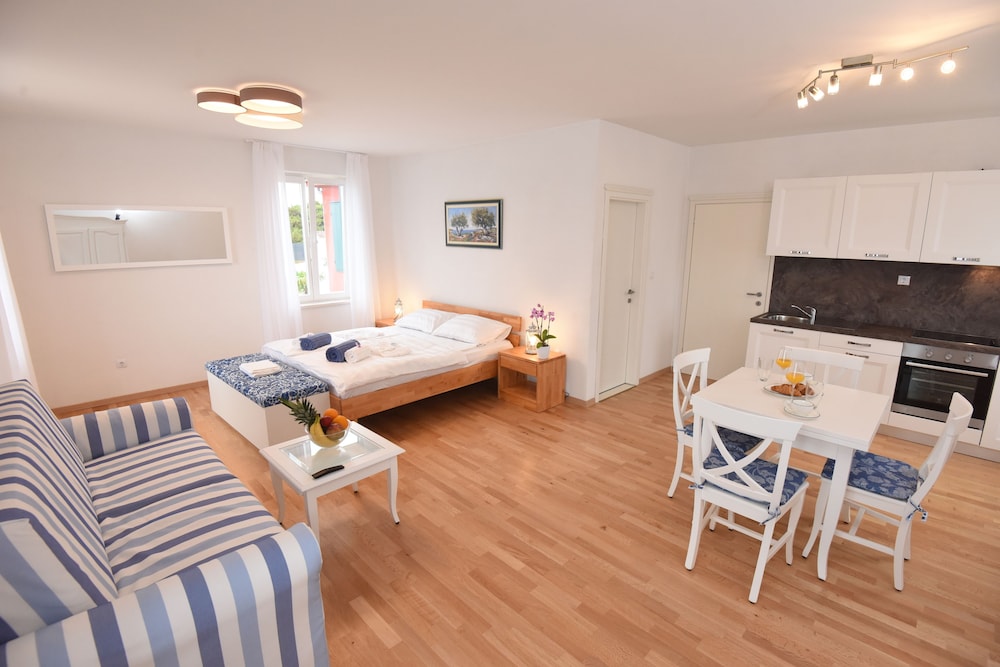Premium Studio, Sea View