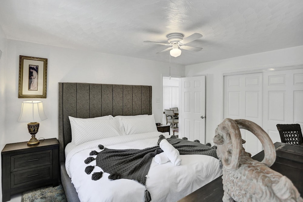 Comfort Apartment, 2 Bedrooms, 2 Bathrooms, Corner