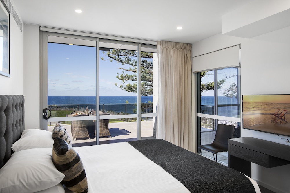 Two Bedroom Penthouse Apartment photo 3
