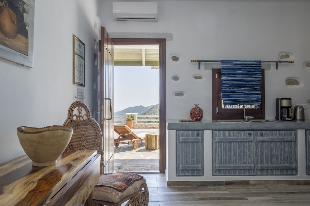 Luxury Suite (Zeus Cave) photo 2