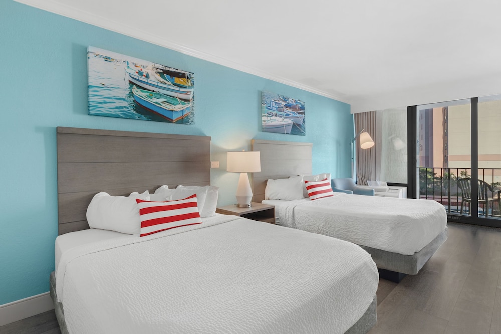 Schooner Ocean View Deluxe Room - Photo 2