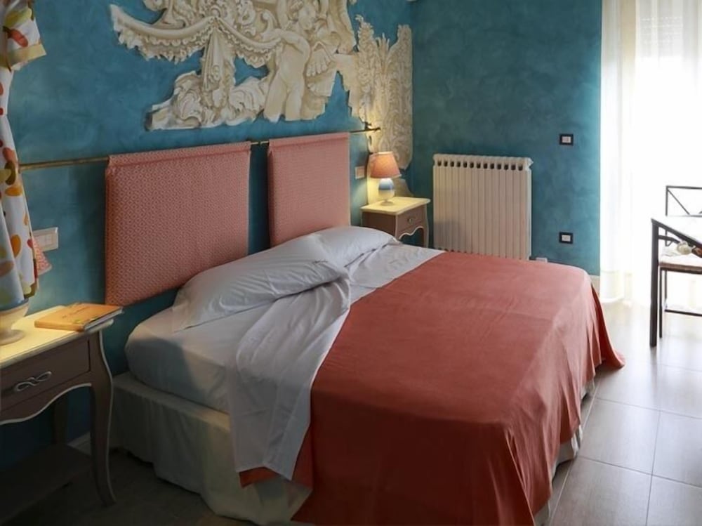 Deluxe Double Room (Mono Standard - Coronìa)