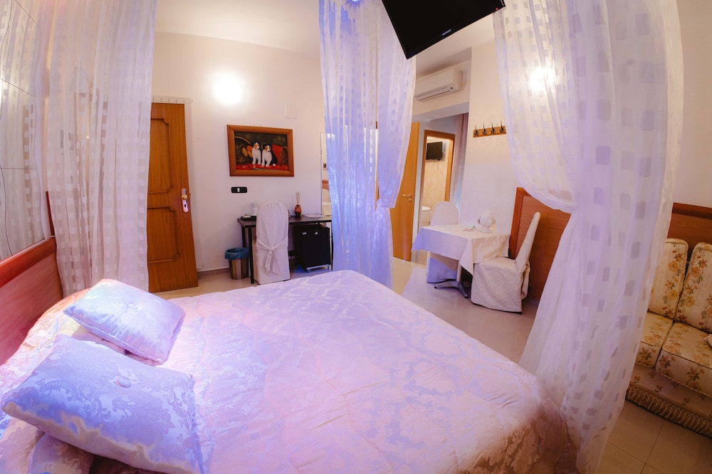 Superior Room - Photo 2