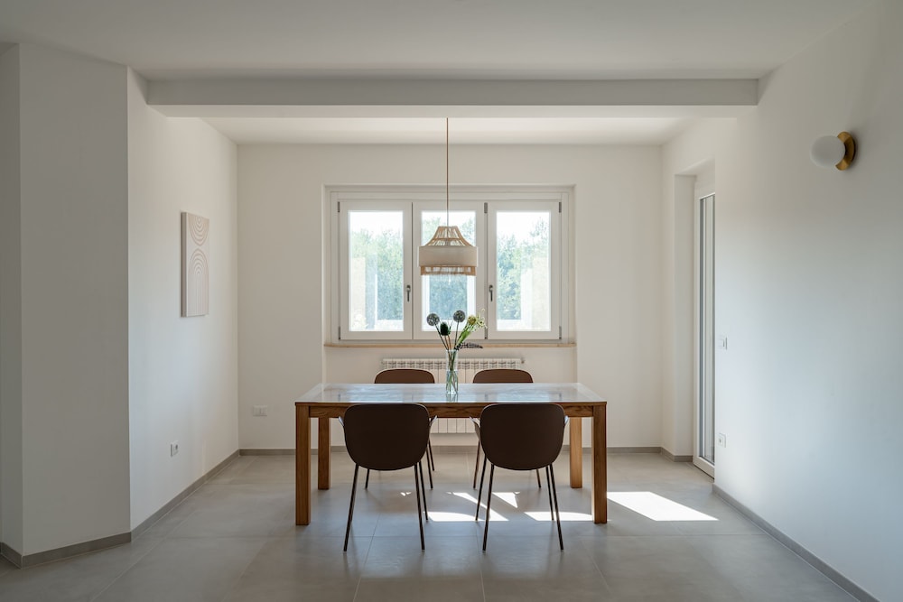 Villa photo 3