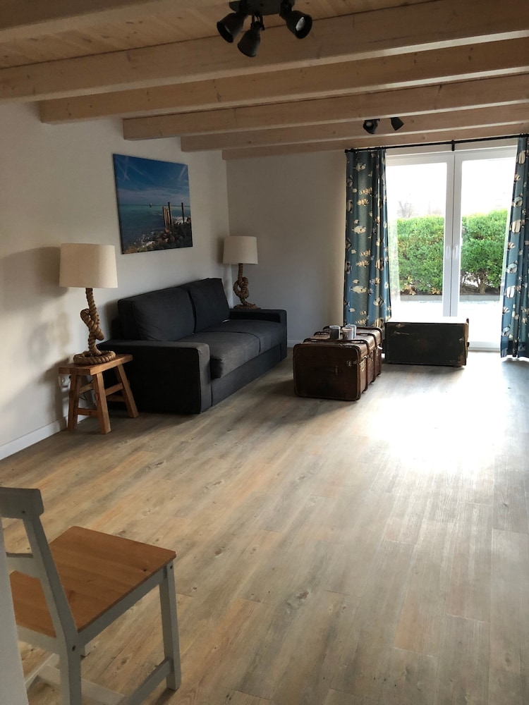 Townhome, 3 Bedrooms, Non Smoking, Courtyard View photo 2