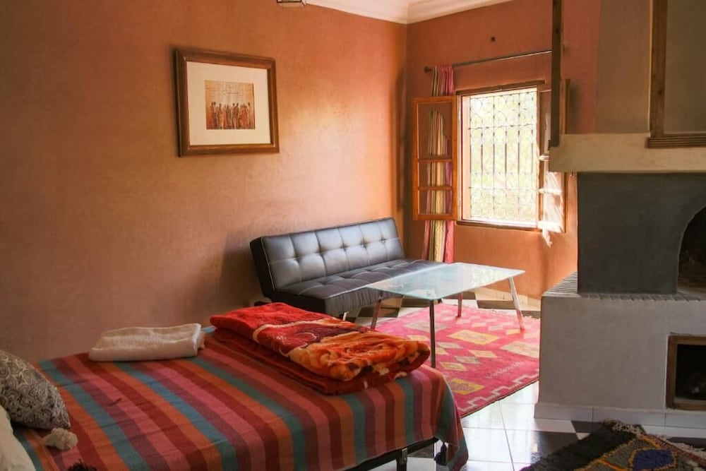 Luxury Triple Room, Non Smoking, Mountain View photo 2