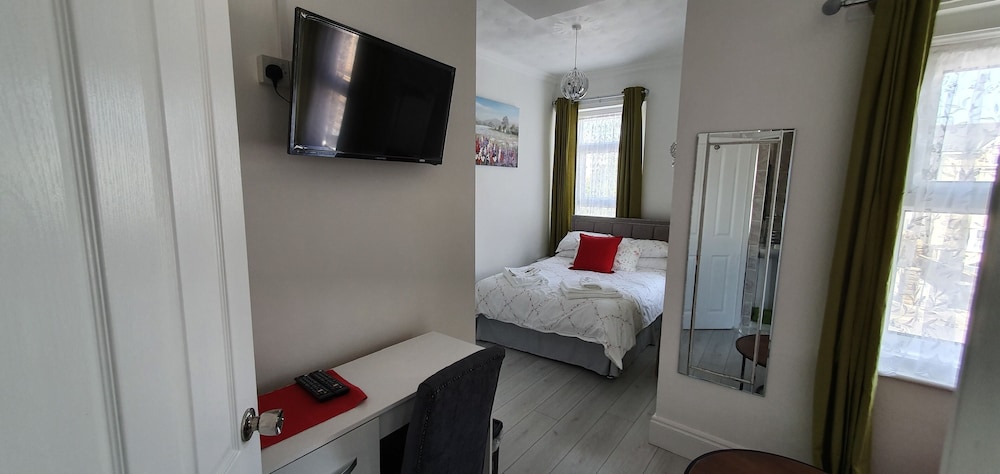 Traditional House, Ensuite, City View (Victorian House) photo 3