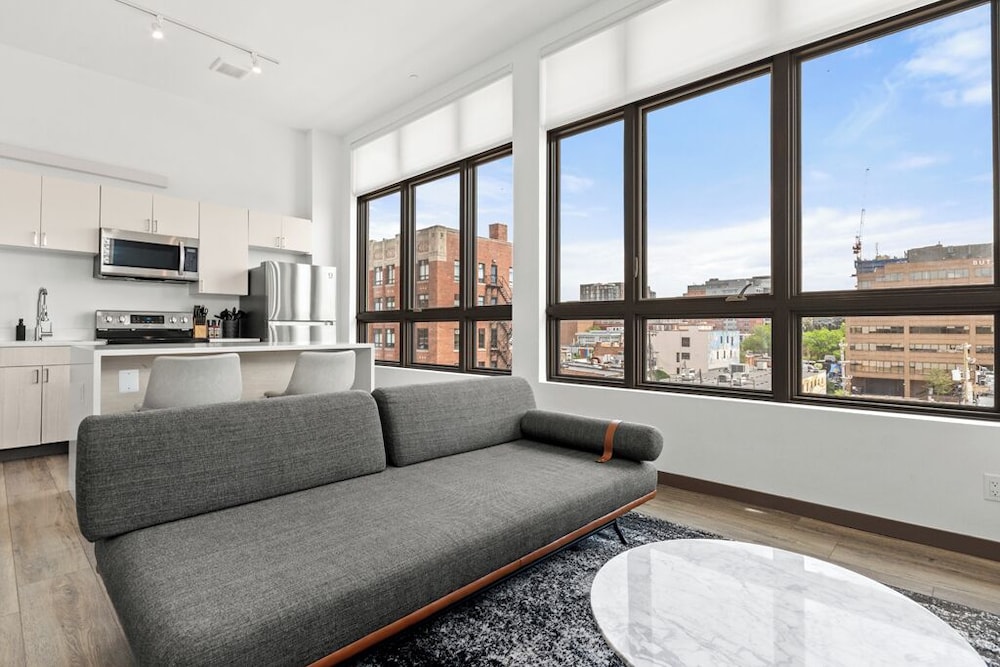 Royal Apartment, 2 Bedrooms, 2 Bathrooms photo 1
