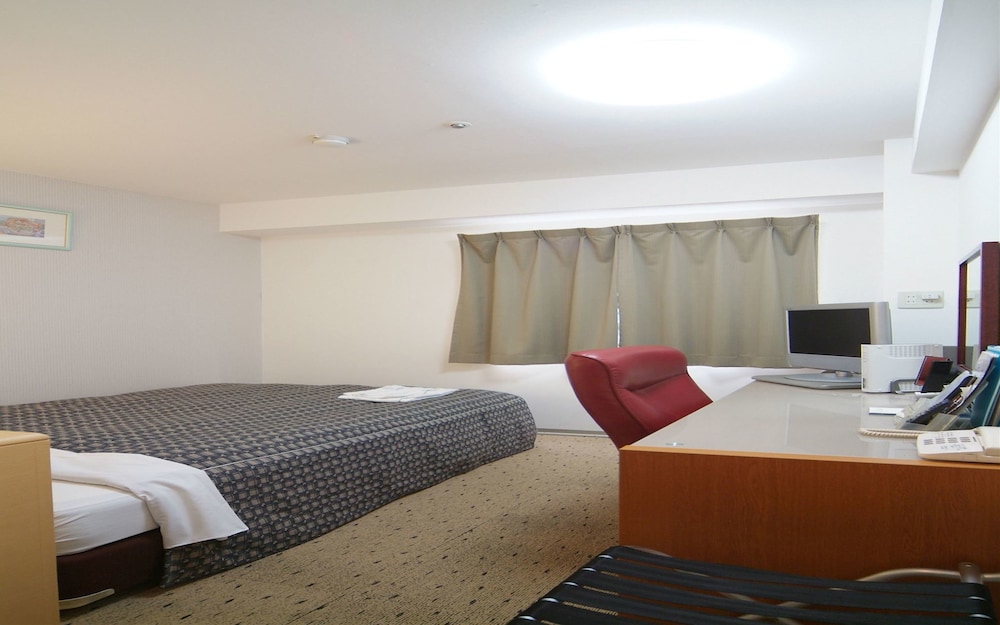 Standard Small Double Room, Non Smoking - Photo 3