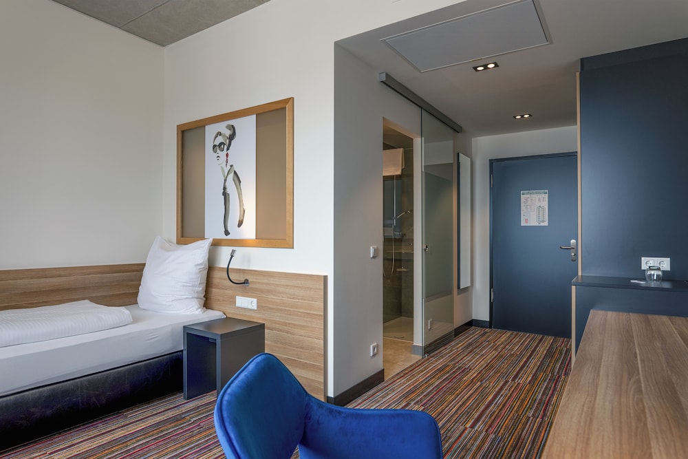 Business Single Room