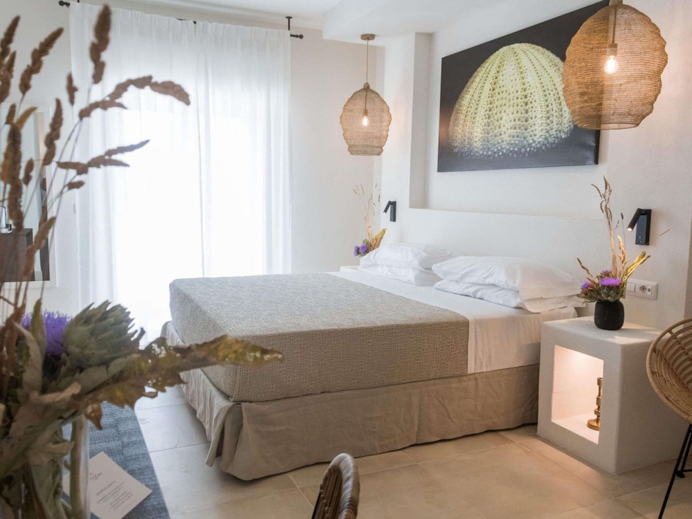Deluxe Room, 1 Double Bed, Terrace