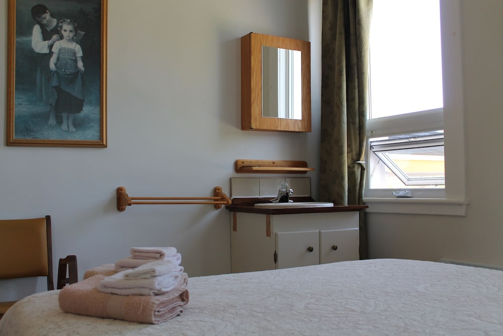 Double Room, Shared Bathroom photo 3