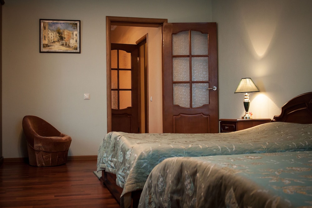 Suite, 1 Bedroom photo 1