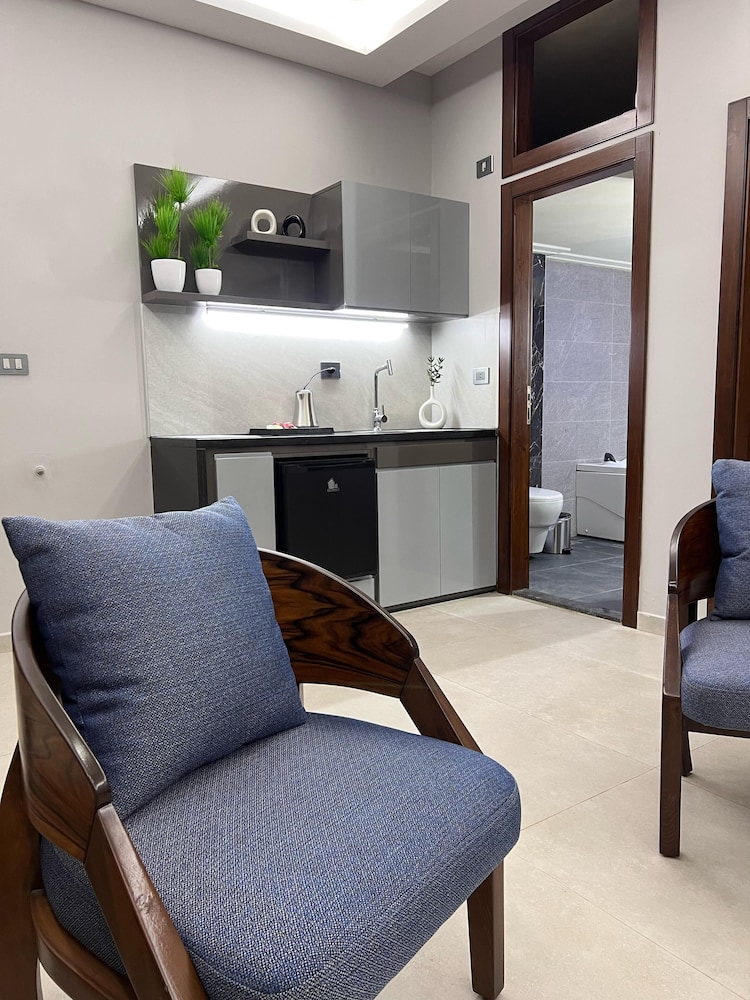 Junior Suite, Multiple Beds, Balcony, City View