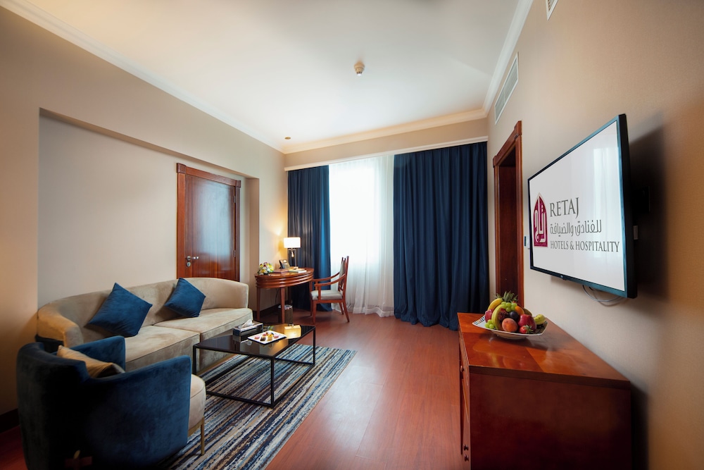 Executive Suite - Photo 7