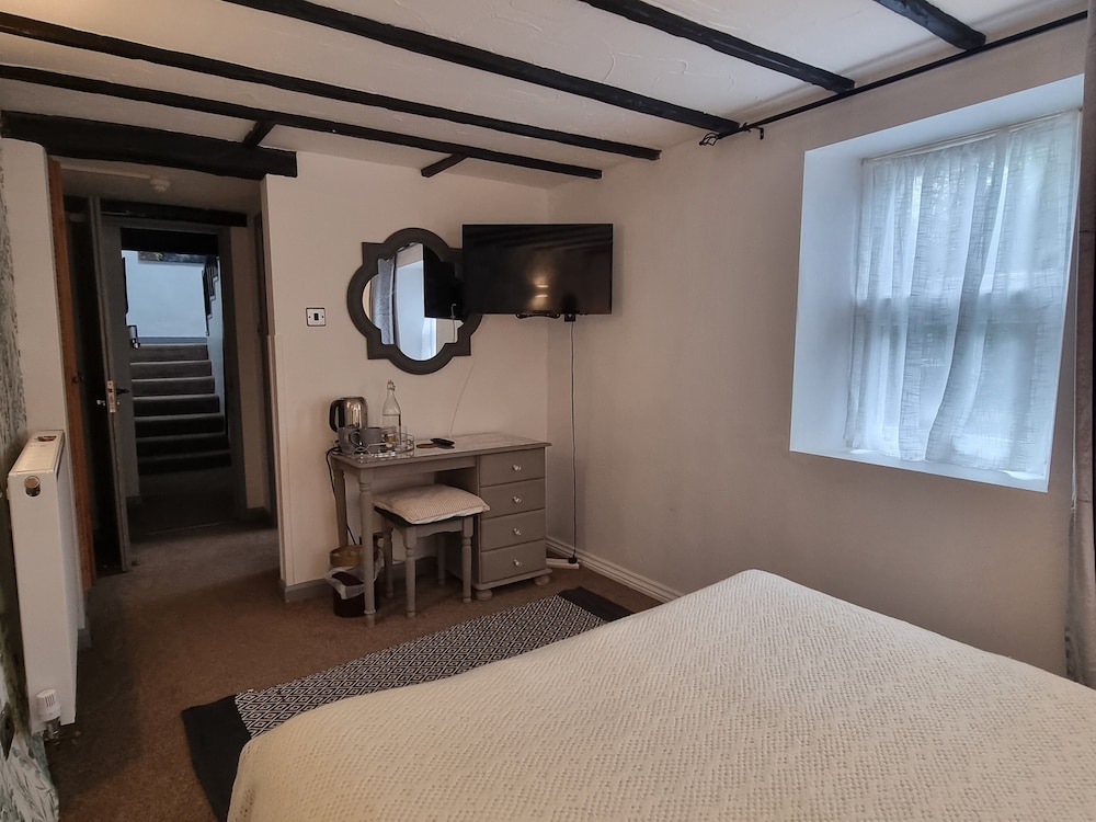 Double Room (Room 2) photo 2