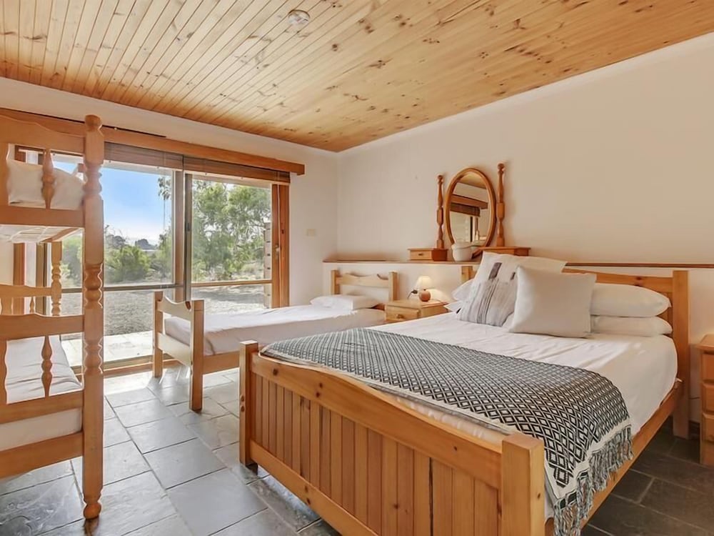 The Beach Homestead, 7 Bedroom photo 1