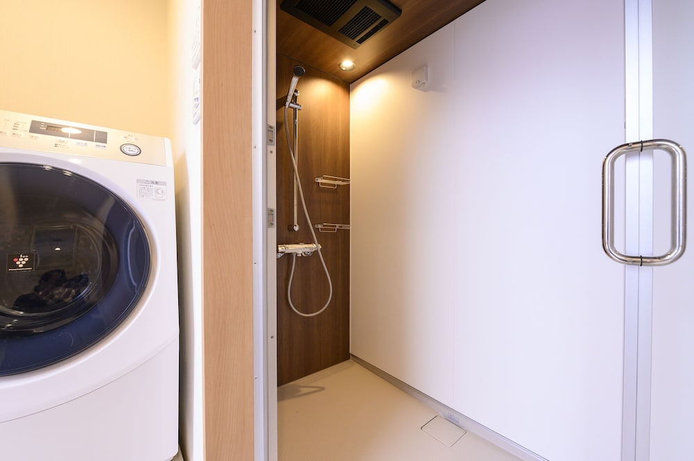 Room B - Photo 9