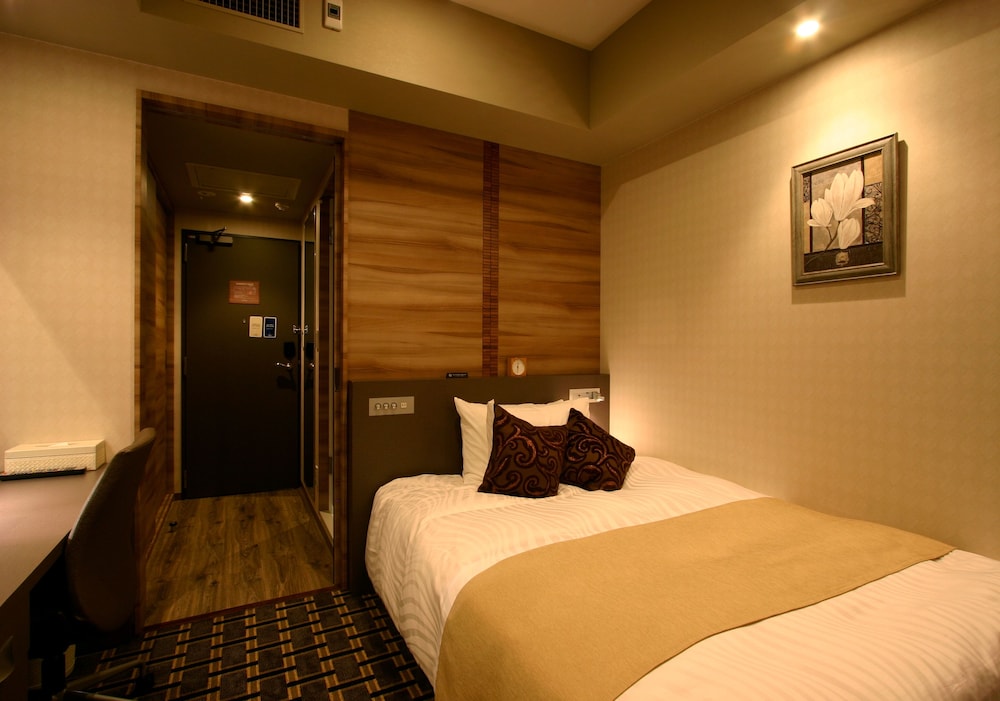 Standard Room, 1 Large Twin Bed, Refrigerator & Microwave