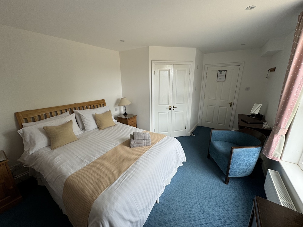 Double Room, Ensuite, Garden View (Large) photo 3
